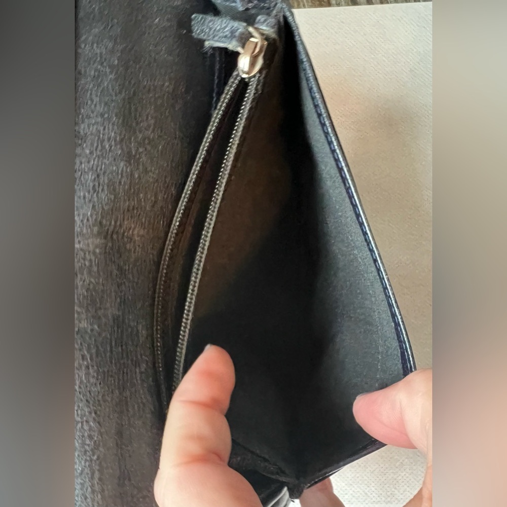 CHANEL Camellia Coco Black Leather Bifold Long Wallet - Picture 11 of 16